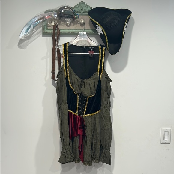 Dolls Kill Dresses & Skirts - Dolls kill Pirate Costume women’s large new without tags hat and sword